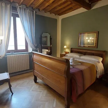 Quarto em Acomodações Particulares Residenza San Giorgio *